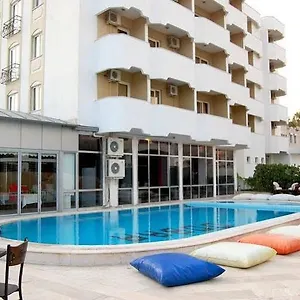 Dobra Otel Ayvalı