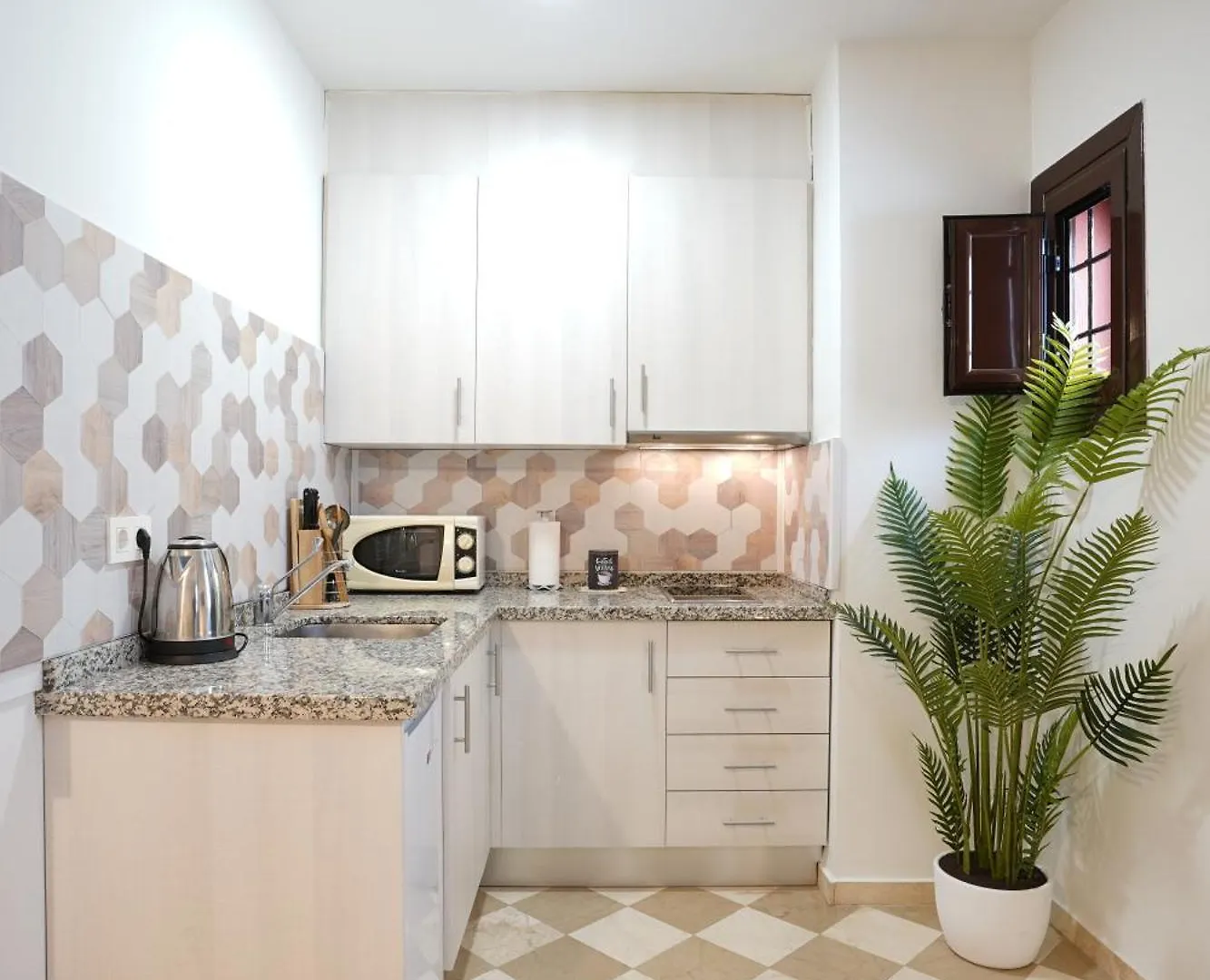 Adanar-Las Columnas Apartment