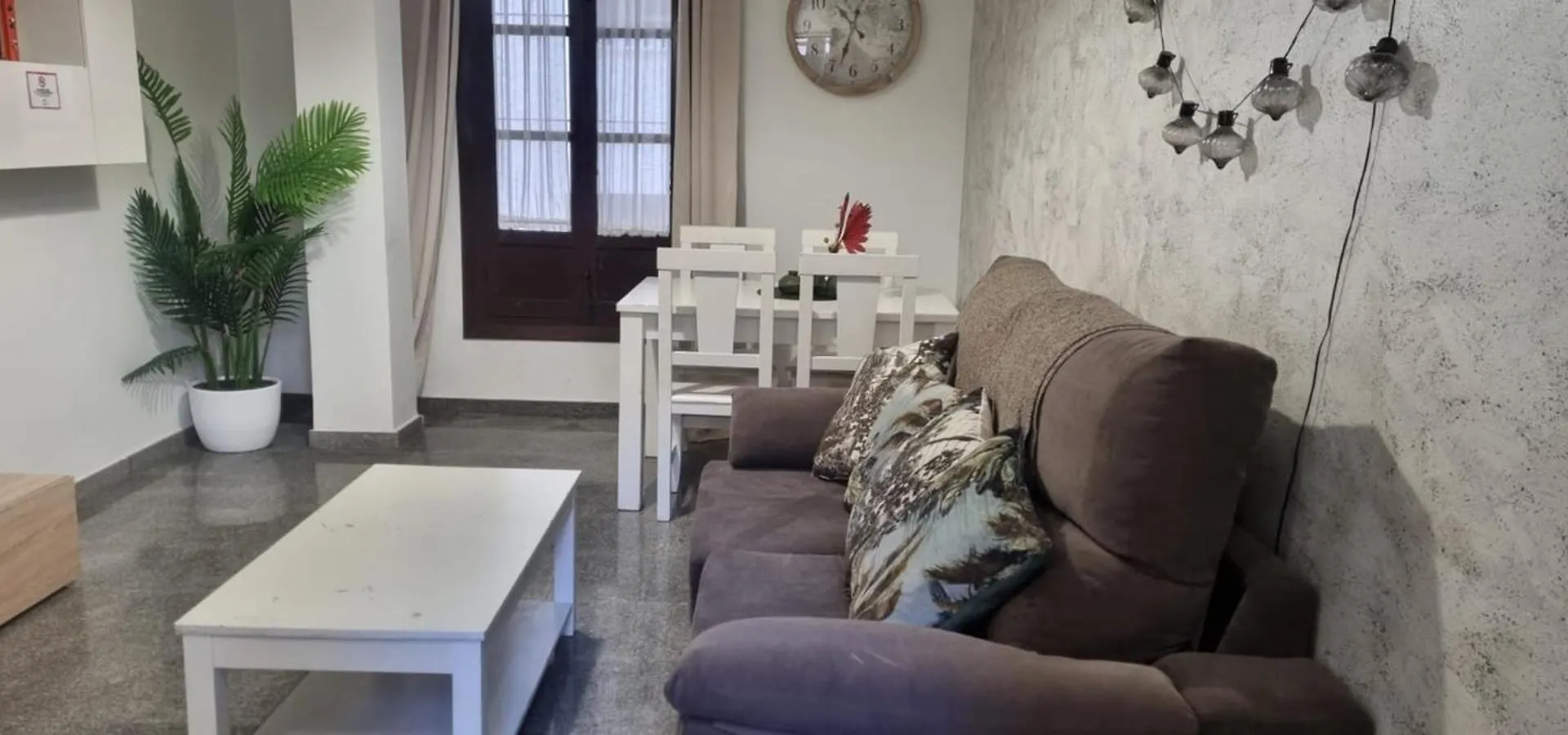 Apartment Adanar-Las Columnas